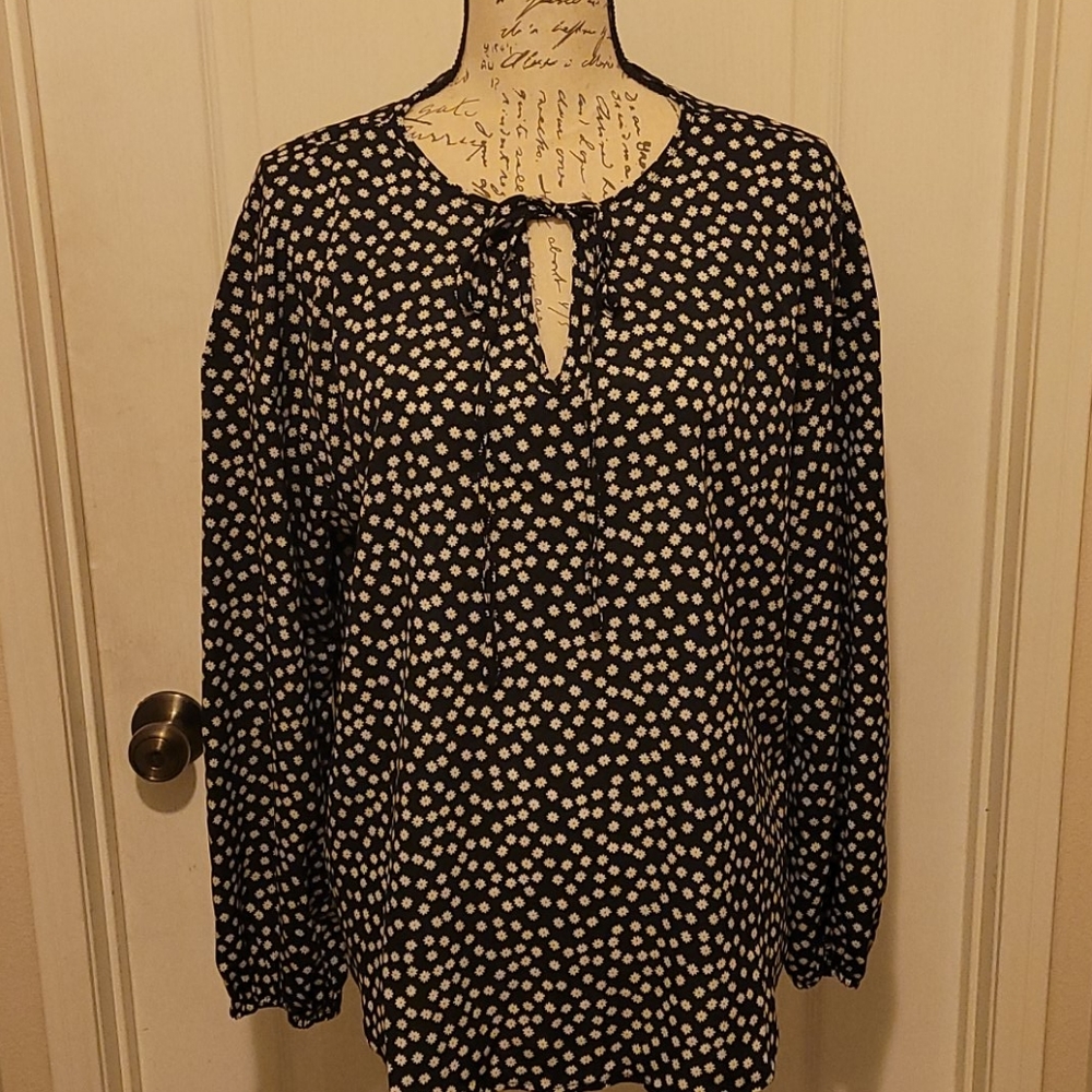 Blouse - Picture 2 of 3